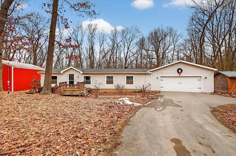 6733 Carolyn, Sand Lake, MI 49343