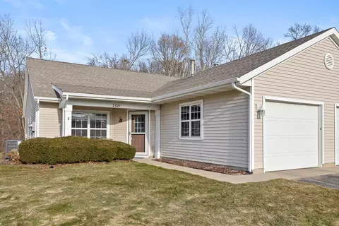 3321 Clear Vis, Grand Rapids, MI 49525