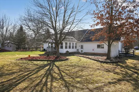 Exterior - 5454 Vrooman, Jackson, MI 49201 photo 9 of 15