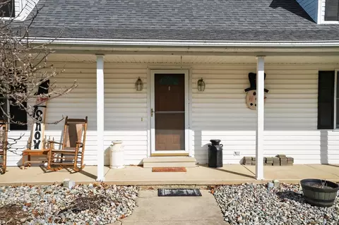 Exterior - 5454 Vrooman, Jackson, MI 49201 photo 2 of 15