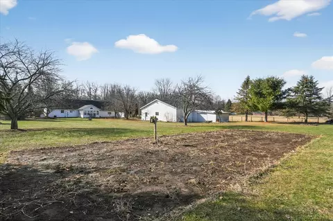 Exterior - 5454 Vrooman, Jackson, MI 49201 photo 11 of 15