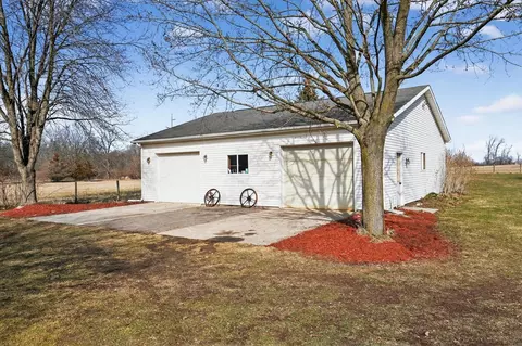 Exterior - 5454 Vrooman, Jackson, MI 49201 photo 6 of 15