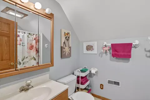 Bath - 5454 Vrooman, Jackson, MI 49201 photo 3 of 3
