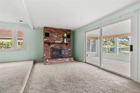 Living - 10494 Tomkinson, Scotts, MI 49088 photo 5 of 6