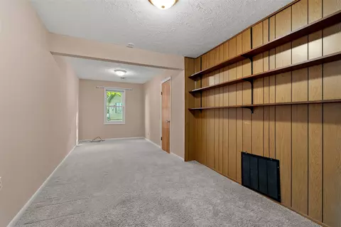 Living - 10494 Tomkinson, Scotts, MI 49088 photo 6 of 6
