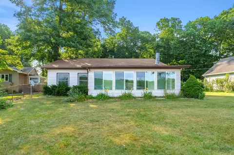 Exterior - 10494 Tomkinson, Scotts, MI 49088 photo 8 of 13