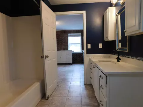 Bath - 106 S Marshall, Marshall, MI 49068 photo 2 of 4