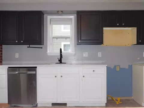 Kitchen - 106 S Marshall, Marshall, MI 49068 photo 1 of 2