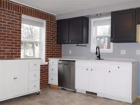 Kitchen - 106 S Marshall, Marshall, MI 49068 photo 2 of 2