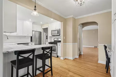 Kitchen - 631 N Linden, Marshall, MI 49068 photo 3 of 5