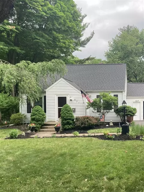 Exterior - 631 N Linden, Marshall, MI 49068 photo 13 of 13