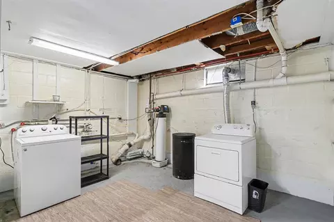 Other - 631 N Linden, Marshall, MI 49068 photo 4 of 4