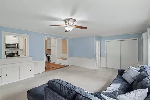 Living - 631 N Linden, Marshall, MI 49068 photo 4 of 8