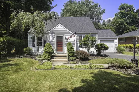 631 N Linden, Marshall, MI 49068