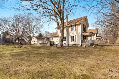 Exterior - 242 S Maple, Freeport, MI 49325 photo 3 of 10