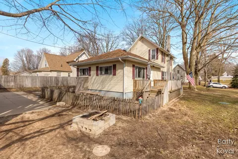 Exterior - 242 S Maple, Freeport, MI 49325 photo 7 of 10