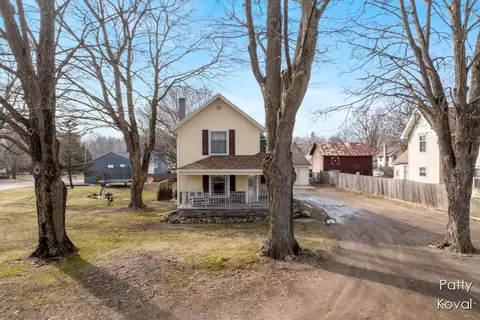 Other - 242 S Maple, Freeport, MI 49325 photo 10 of 14