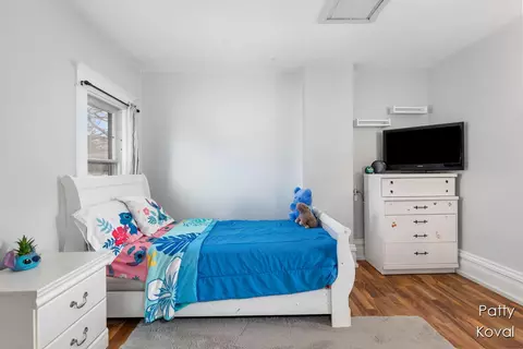 Bedroom - 242 S Maple, Freeport, MI 49325 photo 6 of 6