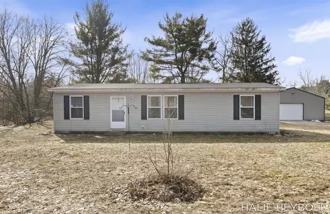 5430 128th, Fennville, MI 49408