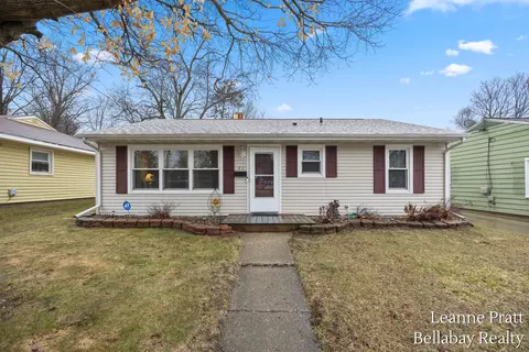 71 S Cedar, Battle Creek, MI 49037
