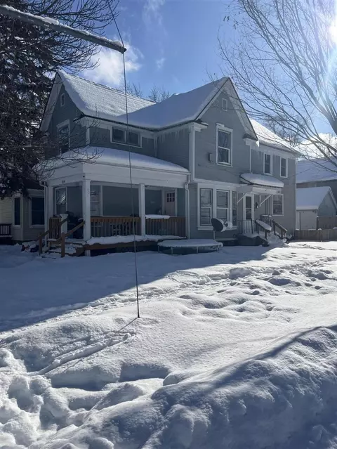 934 10th, Grand Rapids, MI 49504