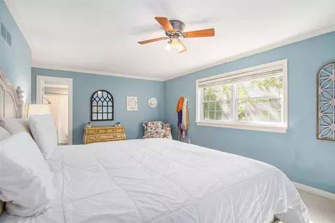 Bedroom - 5345 Squires Mnr, Jackson, MI 49201 photo 3 of 9