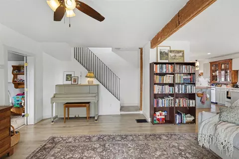 Entry Way - 9080 Wheeler, Concord, MI 49237 photo 1 of 1