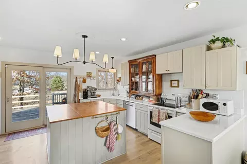 Kitchen - 9080 Wheeler, Concord, MI 49237 photo 1 of 3