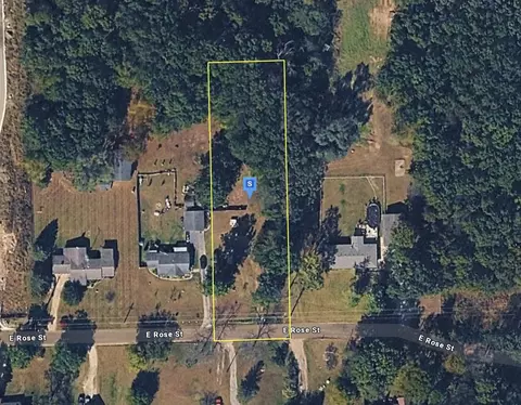 927 E Rose, Holly, MI 48442