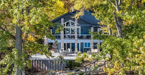 2307 Tecumseh, Brooklyn, MI 49230