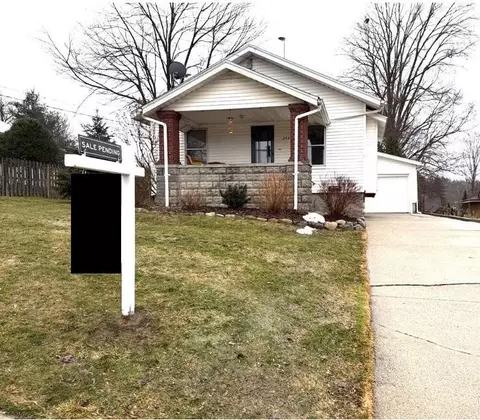 244 Maple, Rockford, MI 49341