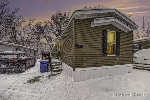 461 Sluyter, Grand Rapids, MI 49548
