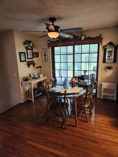 936 James, Plainwell, MI 49080 photo 4