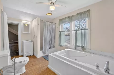 Bath - 229 S Jeffery, Ithaca, MI 48847 photo 2 of 3