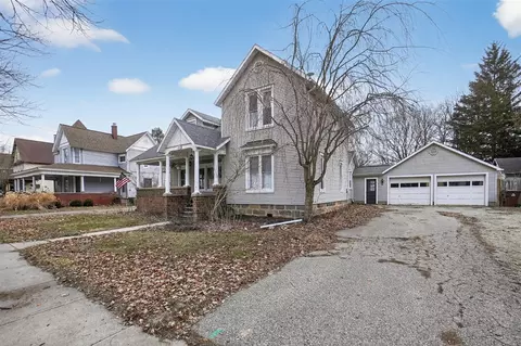 Exterior - 229 S Jeffery, Ithaca, MI 48847 photo 3 of 5