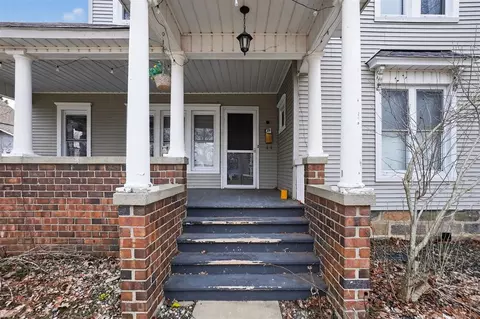 Exterior - 229 S Jeffery, Ithaca, MI 48847 photo 4 of 5