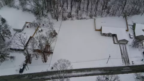 Lakeview, Edwardsburg, MI 49112