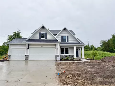 5911 Valley Pt, Caledonia, MI 49316