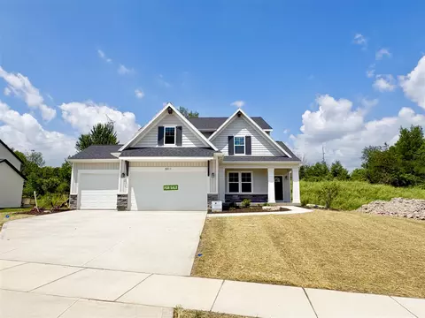 5911 Valley Pt, Caledonia, MI 49316