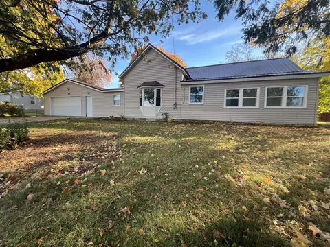 412 N Darling, Fremont, MI 49412