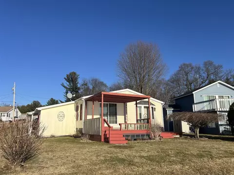 12515 S Rosemary, Grant, MI 49327