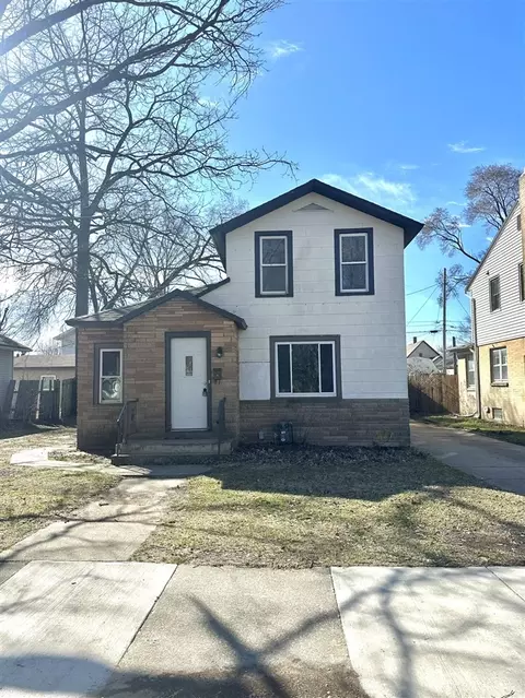 240 W 13th, Holland, MI 49423
