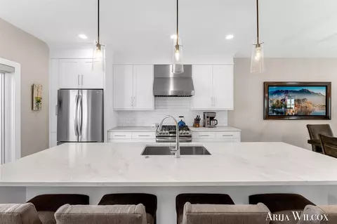 Kitchen - 643 Greenslate, Ada, MI 49301 photo 1 of 9