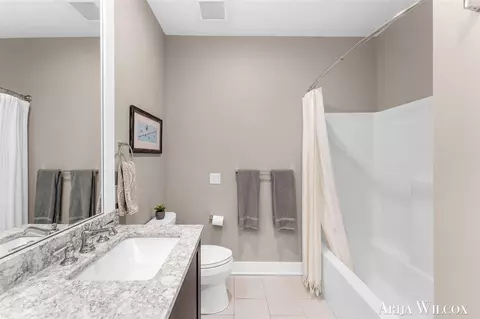 Bath - 643 Greenslate, Ada, MI 49301 photo 6 of 6