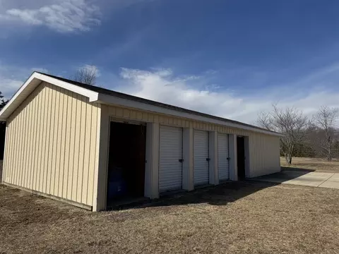 21414 W 6 Mile, Reed City, MI 49677
