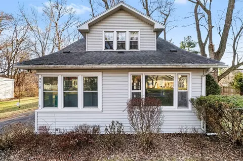 2516 Fairfield, Kalamazoo, MI 49048