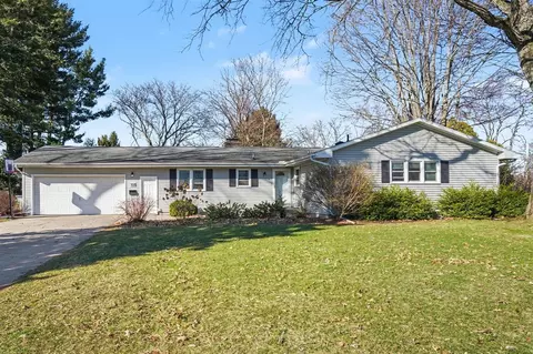 908 Galyn, Sturgis, MI 49091