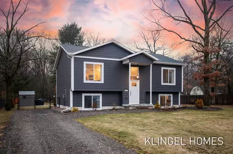 2325 Pillon, Twin Lake, MI 49457