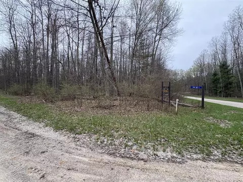 8369 Highland, Stanwood, MI 49346