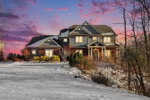 451 Oak Arbor, Rochester, MI 48306